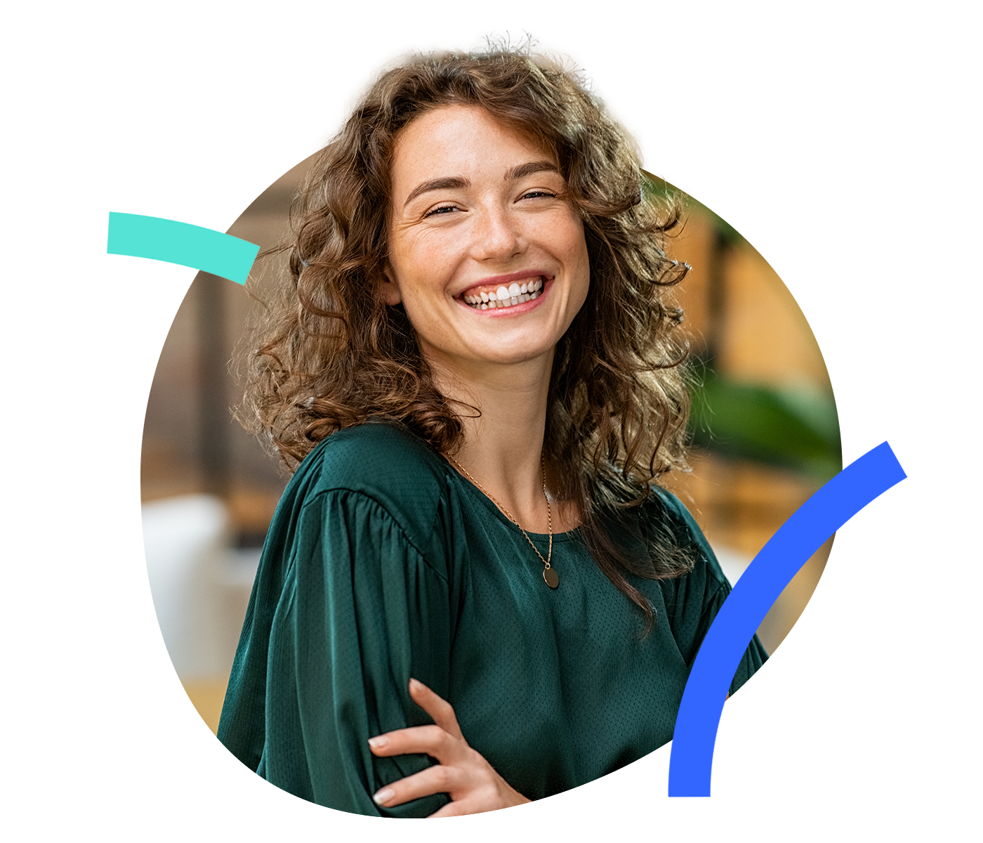 smiling-woman-green-organic-lines